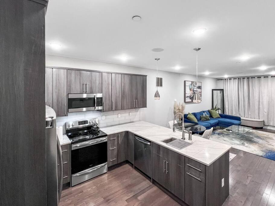 Yanne'S Place - Dual-Lounge Philadelphia Bagian luar foto