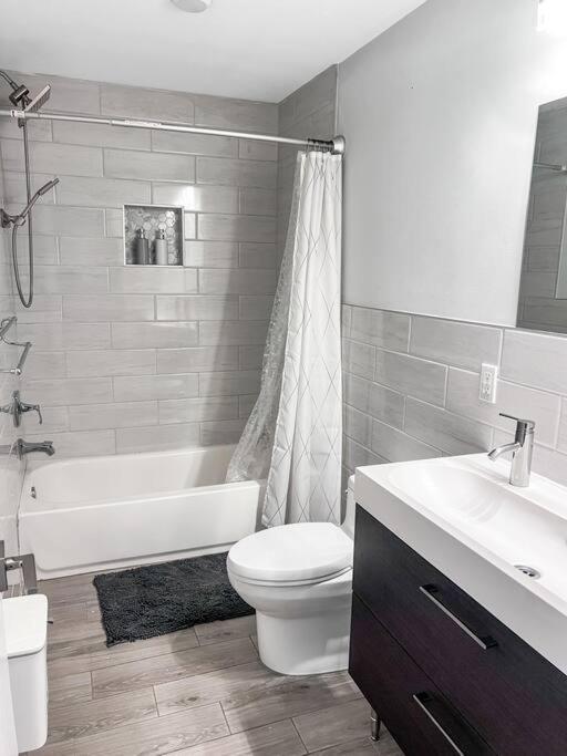 Yanne'S Place - Dual-Lounge Philadelphia Bagian luar foto