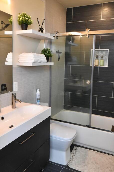 Yanne'S Place - Dual-Lounge Philadelphia Bagian luar foto