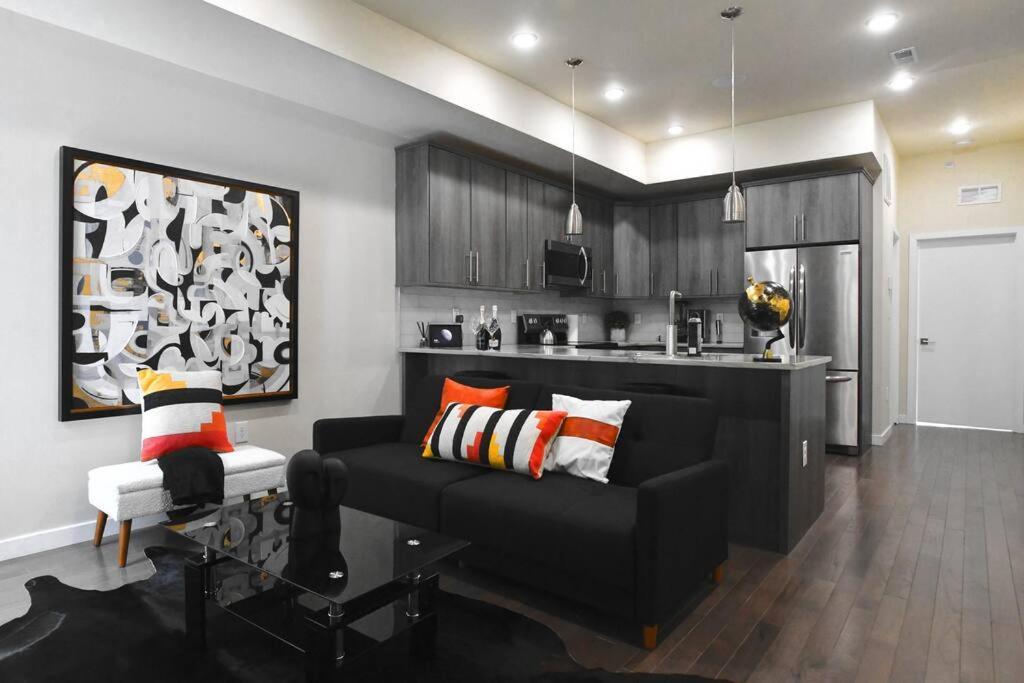 Yanne'S Place - Dual-Lounge Philadelphia Bagian luar foto